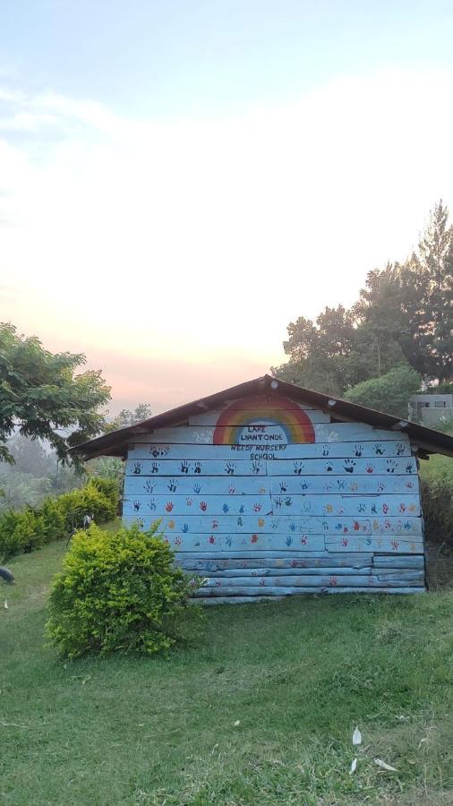 Lake Lyantonde eco campsite original Fort Portal Buitenkant foto